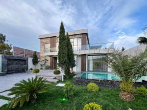 Bakı, həyət evi 5 otaqlı, satılır, 360 m² , 8 sot , Xəzər rayonu, Şüvəlan