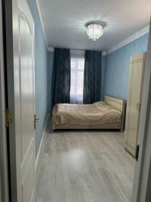 Bakı, köhnə tikili 2 otaqlı, satılır, 53 m²  , Nəsimi rayonu, 5-ci mikrorayon