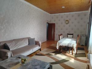 Abşeron, həyət evi 4 otaqlı, satılır, 120 m² , 3 sot , Ceyranbatan qəs.