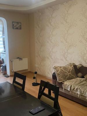 Bakı, köhnə tikili 2 otaqlı, satılır, 46 m²  , Nəsimi rayonu, 2-ci mikrorayon