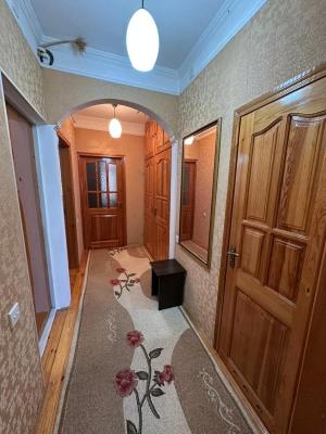 Bakı, köhnə tikili 3 otaqlı, satılır, 65 m²  , Xətai rayonu, H.Aslanov qəs.