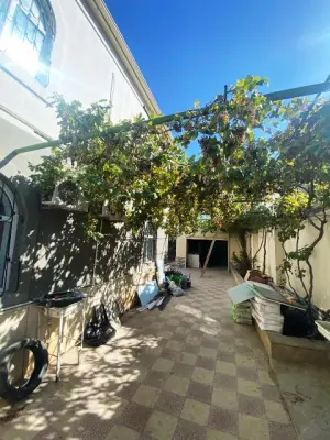 6 комната садовый домик, продажа, 200 m², 5 sot, Бакы, Сураханы рајону, Гарачухур гәс.