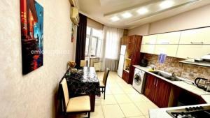 Bakı, yeni tikili 3 otaqlı, satılır, 145 m²  , Nərimanov rayonu