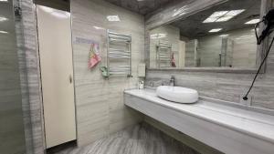 Bakı, yeni tikili 3 otaqlı, satılır, 150 m²  , Nəsimi rayonu