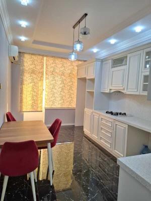 Bakı, yeni tikili 3 otaqlı, satılır, 138 m²  , Nizami rayonu