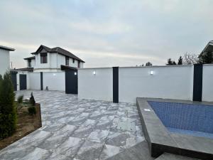Bakı, həyət evi 4 otaqlı, satılır, 3.8 m² , 160 sot , Xəzər rayonu, Mərdəkan