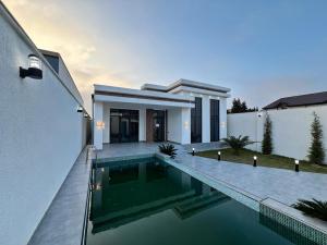 Bakı, həyət evi 4 otaqlı, satılır, 160 m² , 4 sot , Xəzər rayonu, Mərdəkan