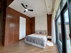 Bakı, həyət evi 4 otaqlı, satılır, 220 m² , 6 sot , Xəzər rayonu, Mərdəkan