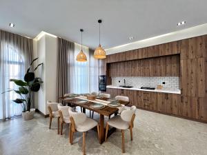 Bakı, həyət evi 4 otaqlı, satılır, 200 m² , 5.1 sot , Xəzər rayonu, Şüvəlan