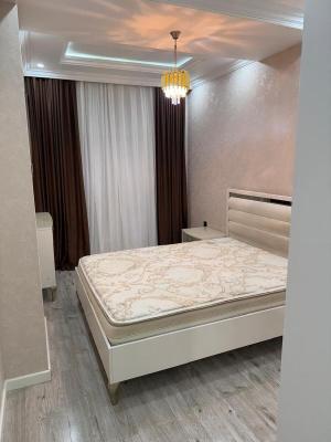 Bakı, yeni tikili 2 otaqlı, satılır, 80 m²  , Nəsimi rayonu, 5-ci mikrorayon