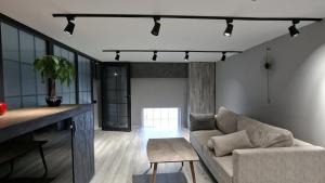 Bakı, ofis 4 otaqlı, satılır, 140 m²  , Xətai rayonu, Ağ şəhər