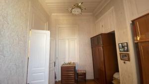 Bakı, köhnə tikili 4 otaqlı, satılır, 110 m²  , Səbail rayonu