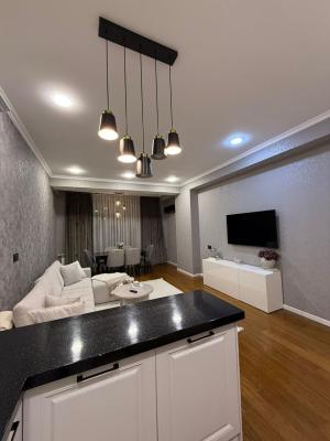 Bakı, yeni tikili 3 otaqlı, satılır, 95.5 m²  , Səbail rayonu, Badamdar qəs.