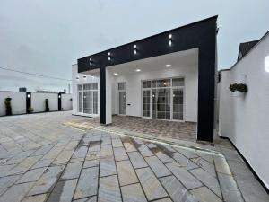 Bakı, həyət evi 4 otaqlı, satılır, 160 m² , 4.5 sot , Xəzər rayonu, Şüvəlan