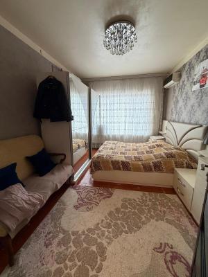 Bakı, köhnə tikili 3 otaqlı, satılır, 65 m²  , Nizami rayonu, 8-ci kilometr