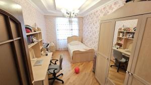 Bakı, yeni tikili 3 otaqlı, satılır, 120 m²  , Yasamal rayonu, Yeni Yasamal qəs.