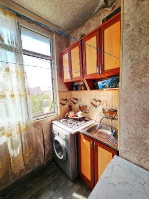 Bakı, köhnə tikili 2 otaqlı, satılır, 33 m²  , Nizami rayonu, 8-ci kilometr