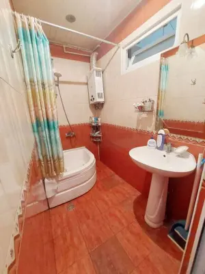 3 комната старое здание, продажа, 110 m², Бакы, Бинәгәди рајону, 8-ҹи микрорајон