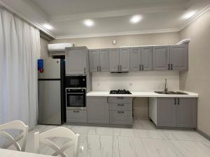 Bakı, yeni tikili 2 otaqlı, kirayə, 69 m²  , Binəqədi rayonu, 7-ci mikrorayon