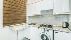 Bakı, köhnə tikili 2 otaqlı, satılır, 60 m²  , Səbail rayonu