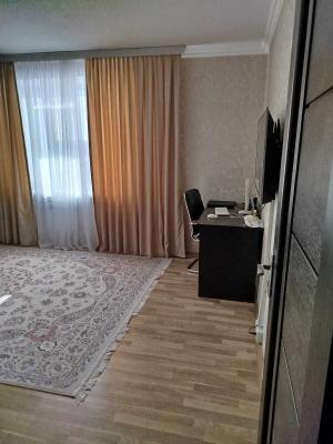 Bakı, köhnə tikili 2 otaqlı, satılır, 65 m²  , Xətai rayonu, Əhmədli