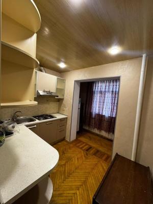 Bakı, köhnə tikili 2 otaqlı, satılır, 70 m²  , Nərimanov rayonu