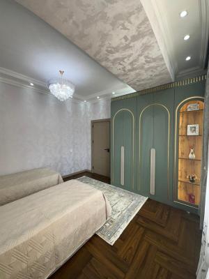 Bakı, yeni tikili 3 otaqlı, satılır, 129 m²  , Nizami rayonu