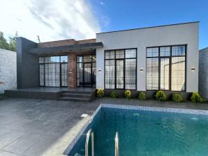 Bakı, həyət evi 4 otaqlı, satılır, 170 m² , 4 sot , Xəzər rayonu, Mərdəkan
