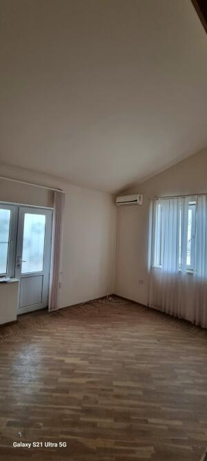 Bakı, həyət evi 4 otaqlı, satılır, 300 m² , 16 sot , Xəzər rayonu, Buzovna