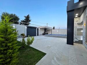 Bakı, həyət evi 4 otaqlı, satılır, 180 m² , 4 sot , Xəzər rayonu, Mərdəkan