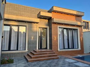 Bakı, həyət evi 4 otaqlı, satılır, 155 m² , 3.5 sot , Xəzər rayonu, Şüvəlan