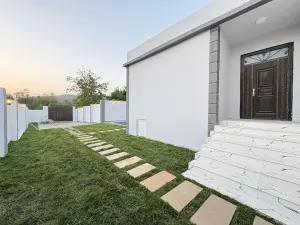 Qəbələ, bağ/həyət evi 4 otaqlı, satılır, 100 m² , 3 sot 