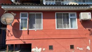 Şəki, köhnə tikili 3 otaqlı, satılır, 72 m²  