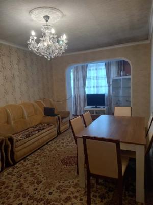 Bakı, köhnə tikili 3 otaqlı, satılır, 100 m²  , Yasamal rayonu