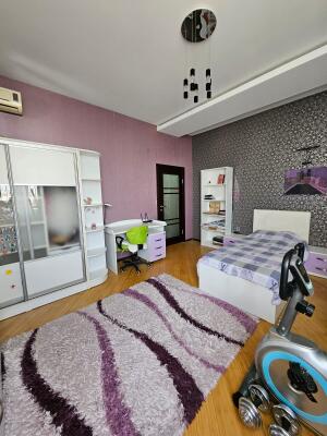 Bakı, yeni tikili 3 otaqlı, satılır, 136 m²  , Nəsimi rayonu