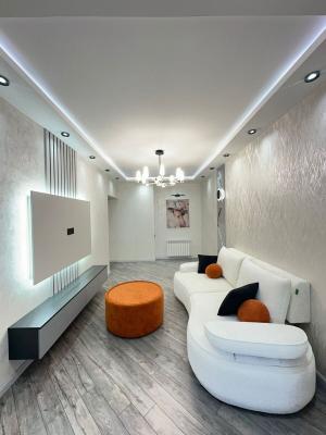 Bakı, köhnə tikili 3 otaqlı, satılır, 80 m²  , Xətai rayonu, H.Aslanov qəs.