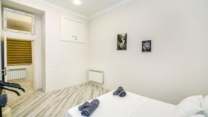 Bakı, köhnə tikili 2 otaqlı, satılır, 60 m²  , Səbail rayonu
