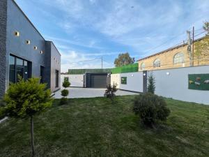 Bakı, həyət evi 4 otaqlı, satılır, 160 m² , 4.2 sot , Xəzər rayonu, Şüvəlan