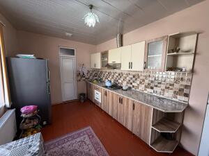 Şəki, həyət evi 4 otaqlı, satılır, 120 m² , 5.5 sot 