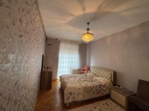 Bakı, köhnə tikili 3 otaqlı, satılır, 105 m²  , Yasamal rayonu, Yasamal qəs.