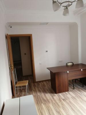 Bakı, ofis 6 otaqlı, satılır, 140 m²  , Xətai rayonu