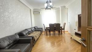 Bakı, yeni tikili 2 otaqlı, satılır, 85 m²  , Binəqədi rayonu, 9-cu mikrorayon