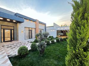 Bakı, həyət evi 5 otaqlı, satılır, 220 m² , 5.5 sot , Xəzər rayonu, Mərdəkan