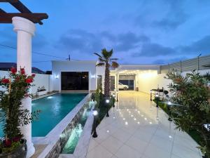 Bakı, həyət evi 5 otaqlı, satılır, 225 m² , 5.6 sot , Xəzər rayonu, Mərdəkan