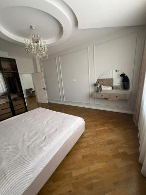 Bakı, yeni tikili 3 otaqlı, satılır, 141 m²  , Nəsimi rayonu