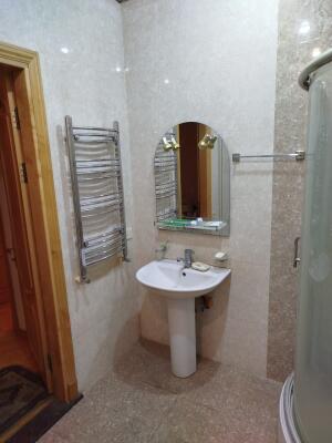 Bakı, yeni tikili 3 otaqlı, satılır, 137 m²  , Səbail rayonu
