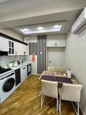 Bakı, yeni tikili 2 otaqlı, satılır, 100 m²  , Xətai rayonu