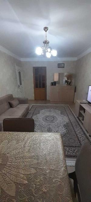 Bakı, köhnə tikili 2 otaqlı, satılır, 50 m²  , Nizami rayonu, 8-ci kilometr
