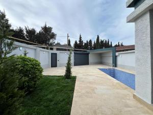 Bakı, həyət evi 4 otaqlı, satılır, 140 m² , 3 sot , Xəzər rayonu, Mərdəkan