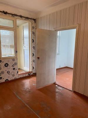 Bakı, köhnə tikili 2 otaqlı, satılır, 32 m²  , Binəqədi rayonu, 7-ci mikrorayon